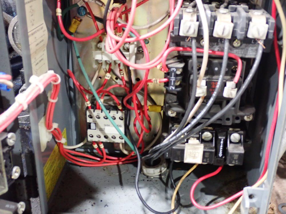 Berlyn 2hp Hydraulic Screen Changer - Bcm-3500