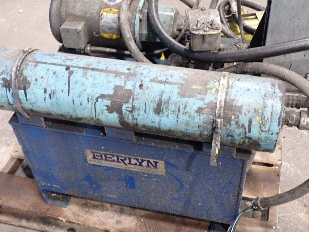 Berlyn 2hp Hydraulic Screen Changer - Bcm-3500