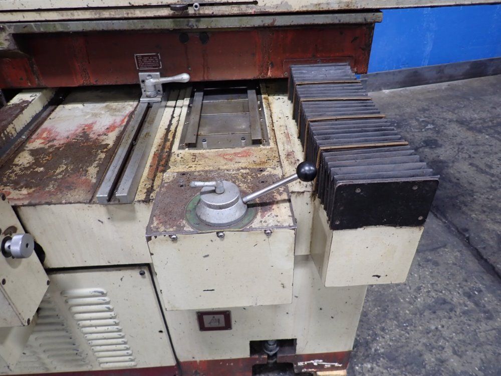 Chevalier 15 1/2" X 40" Surface Grinder - Fsg-1640ad