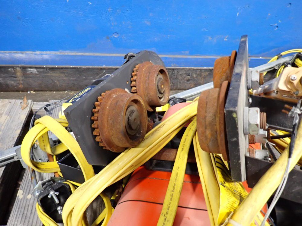 Cm 1/8-2 Tons Chain Hoist - 635