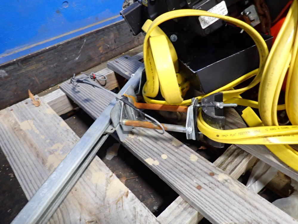 Cm 1/8-2 Tons Chain Hoist - 635