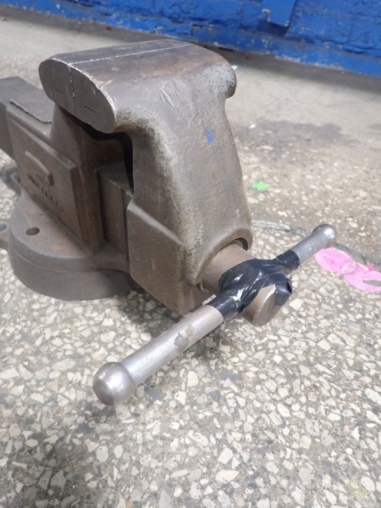 Columbian 4" 4" Vise - 604-m2