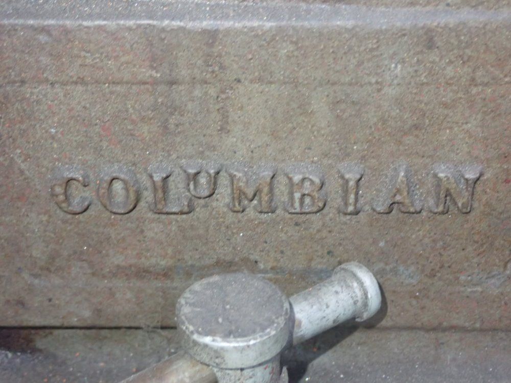 Columbian 4" 4" Vise - 604-m2