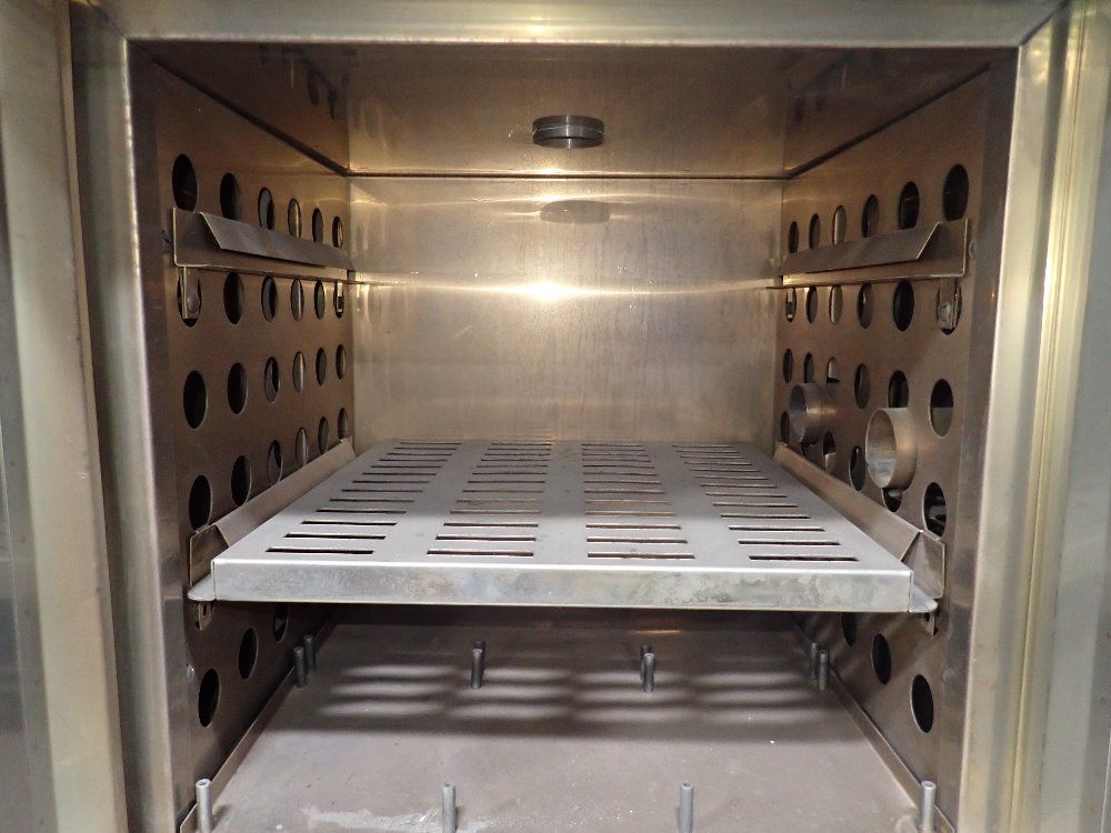 Blue M 650 F Oven - Pom-146c-1