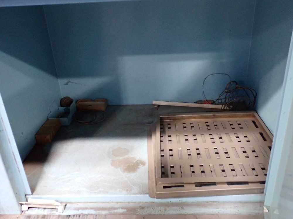 Blue M 650 F Oven - Pom-146c-1