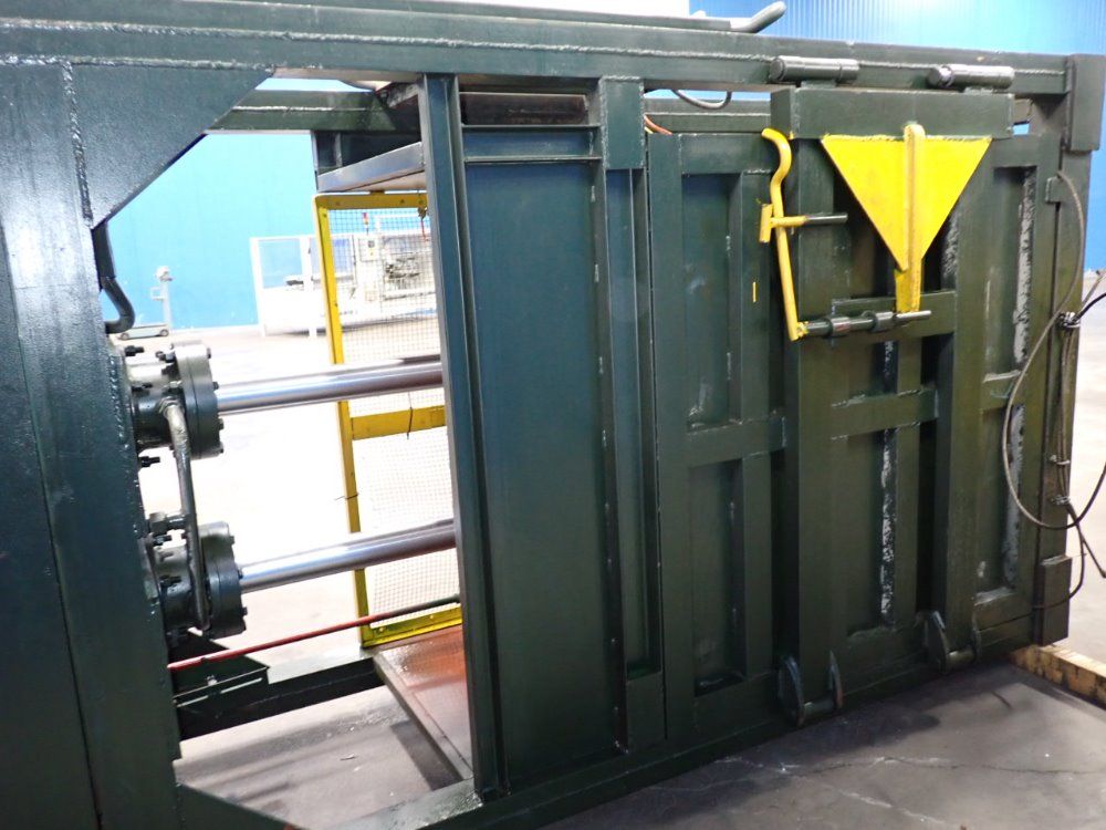 Qingdao Spdf Hello Baler Machinery Co 30" X 48" Horizontal Baler - 2-60