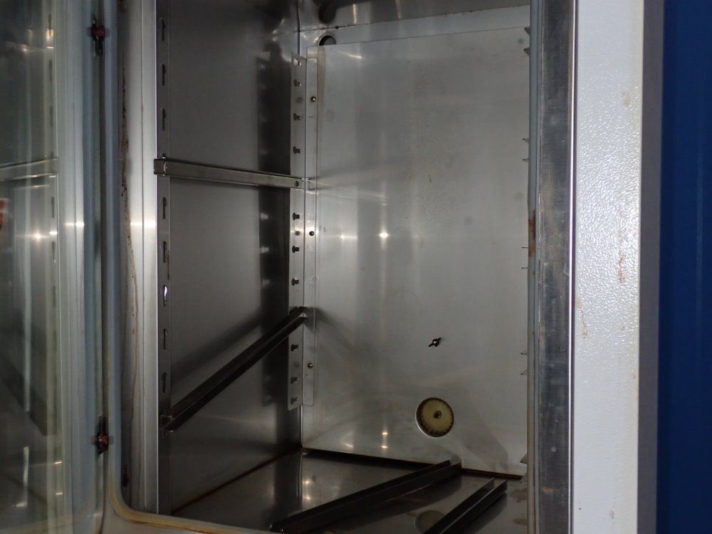 Napco (2) 15" X 17" X 23" Chambers Co2 Incubator - 730