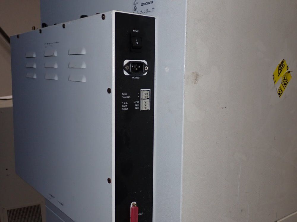 Napco (2) 15" X 17" X 23" Chambers Co2 Incubator - 730