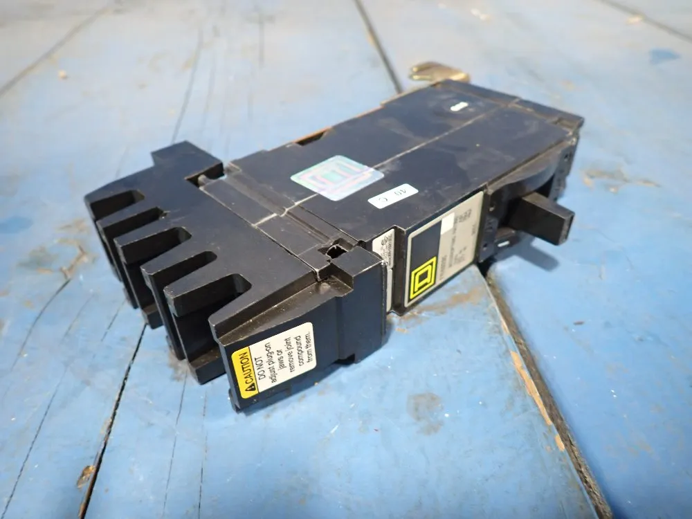 Square D Circuit Breaker - Fy14020c