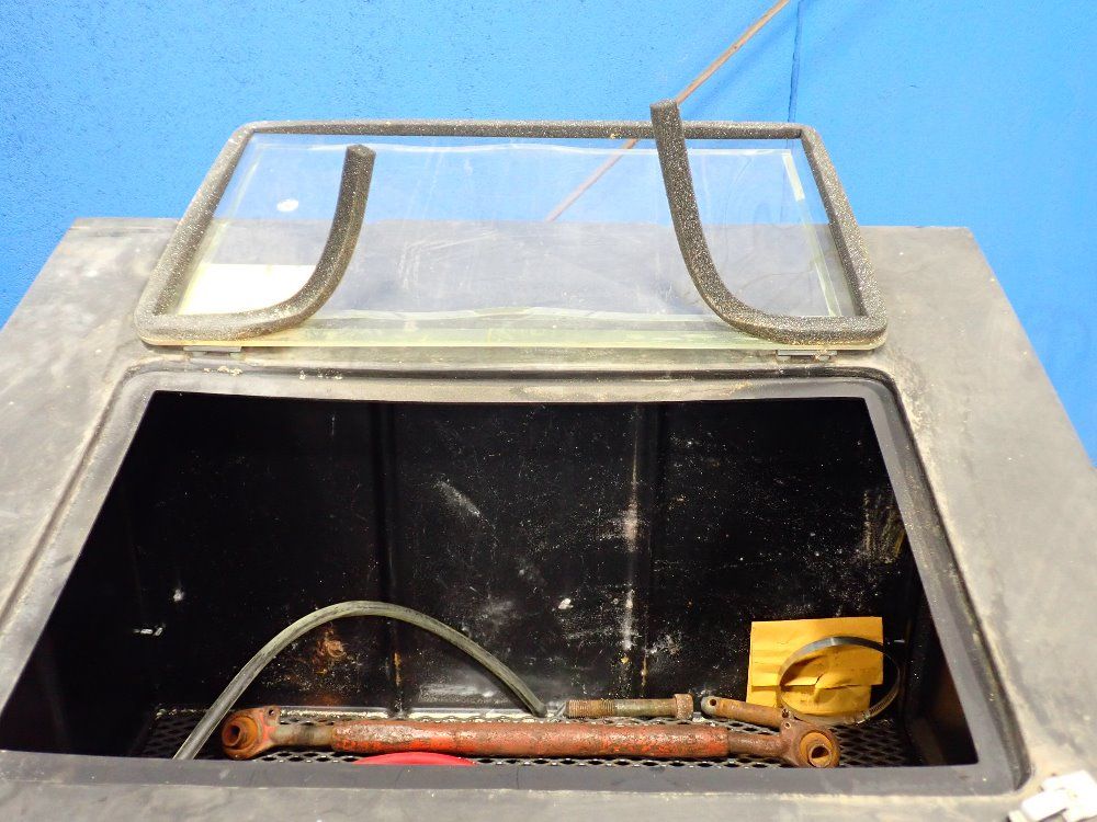 Cyclone Blasting Systems Blast Cabinet