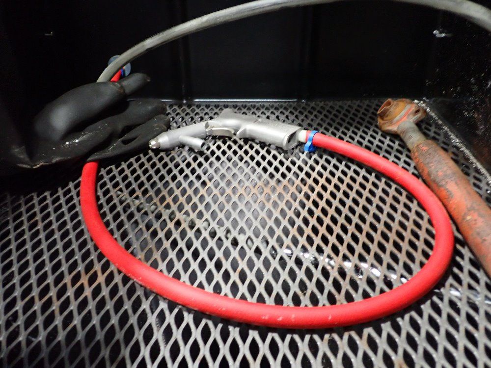 Cyclone Blasting Systems Blast Cabinet