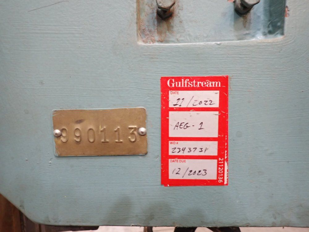 Peerless 24" Vertical Band Saw - Dcm-6