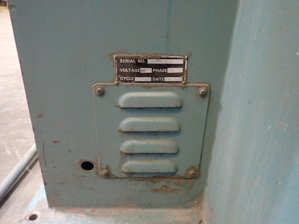 Peerless 24" Vertical Band Saw - Dcm-6