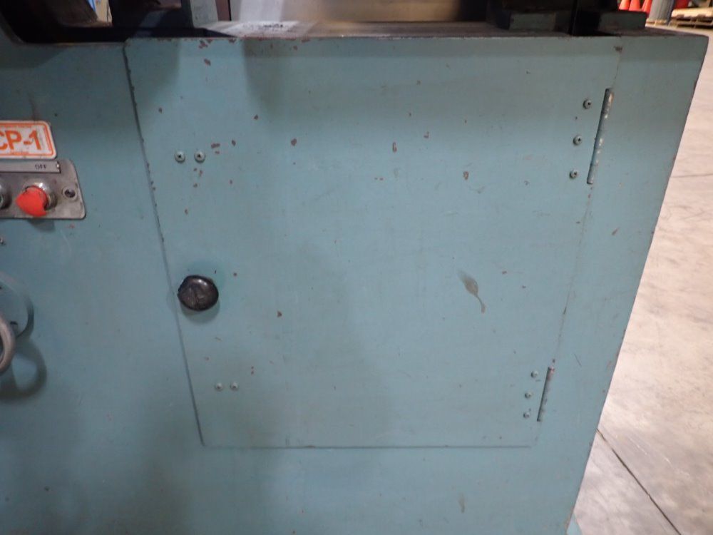 Peerless 24" Vertical Band Saw - Dcm-6