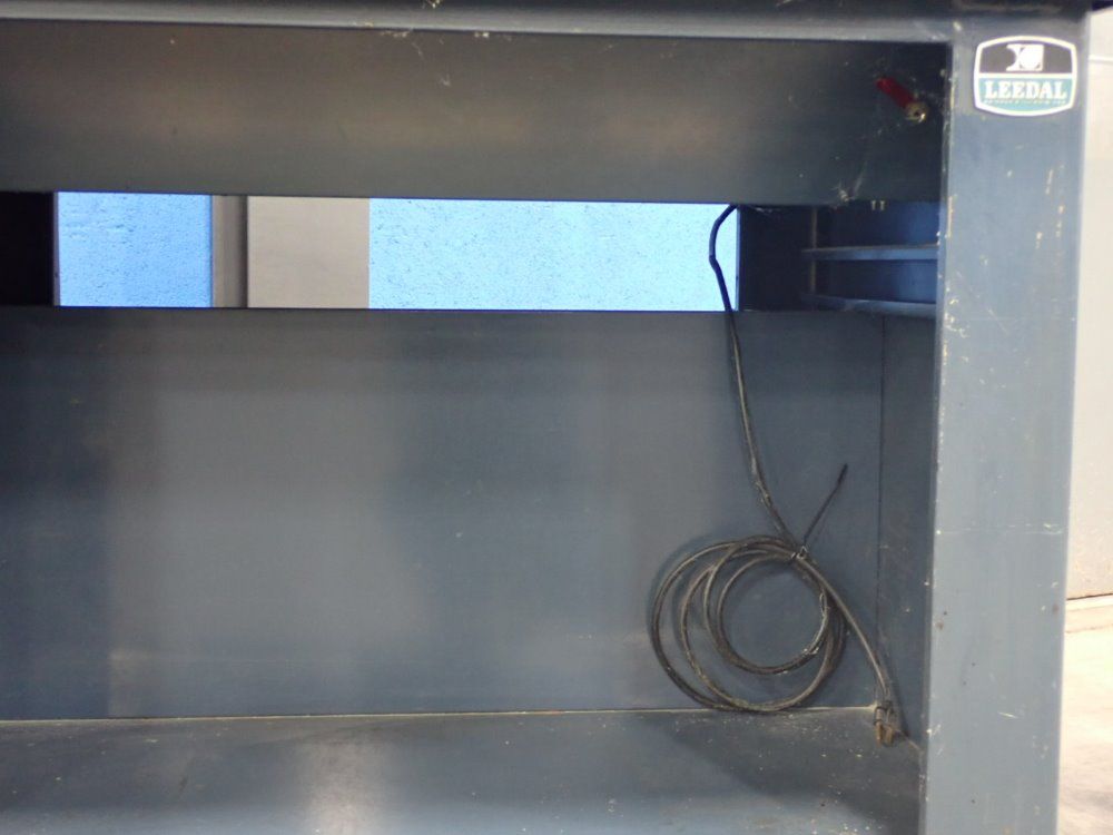 Leeal 31"x41" Electric Light Table