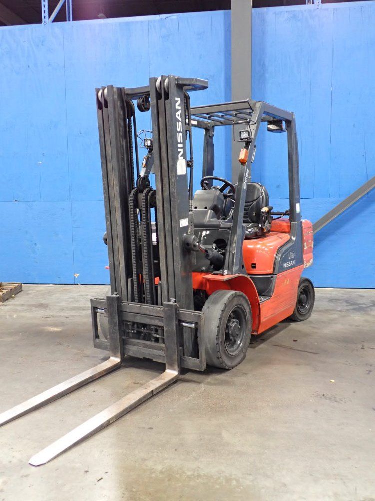 Nissan 4300 Lbs Propane Forklift - Mp1f2a25lv