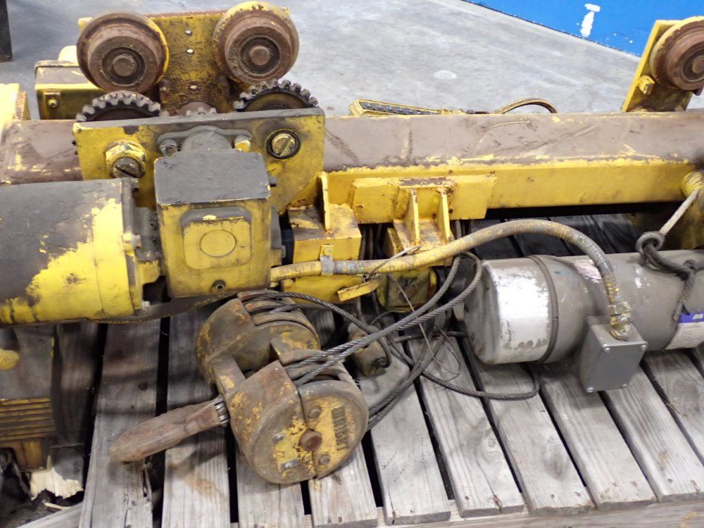 Acco Cable Hoist - Speedway