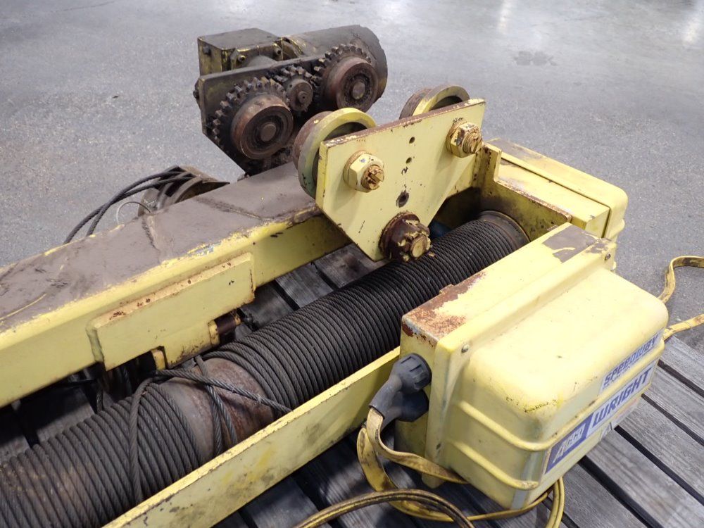 Acco Cable Hoist - Speedway