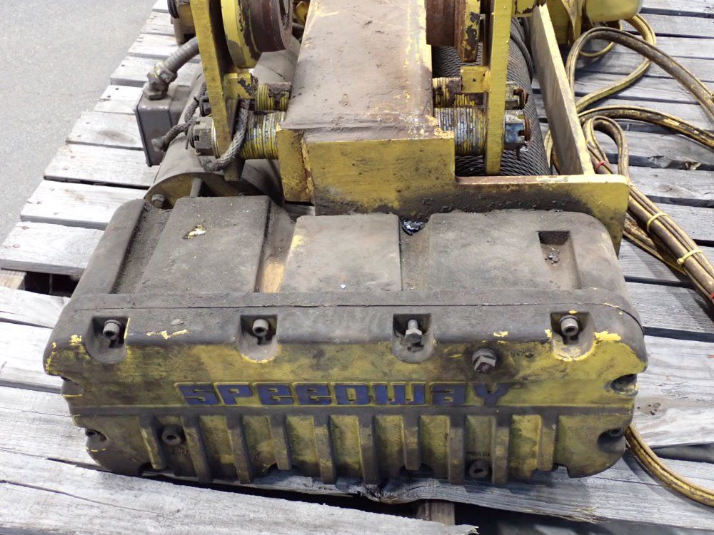 Acco Cable Hoist - Speedway