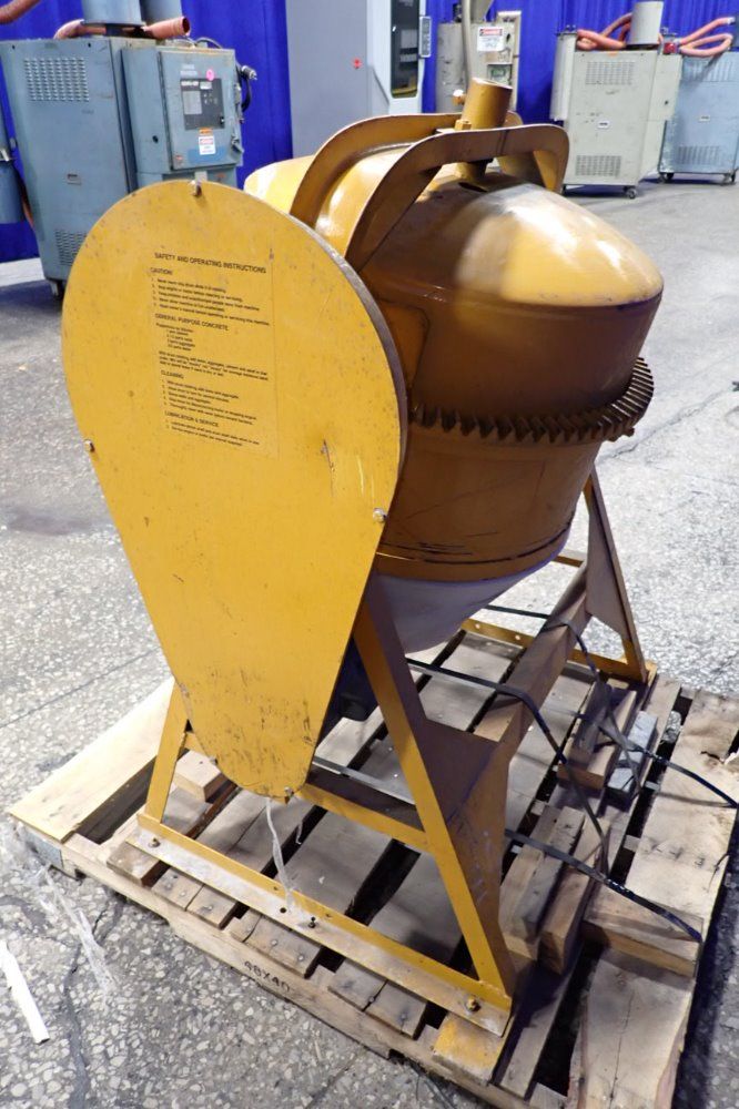 Gilson Concrete Mixer - 540 16a