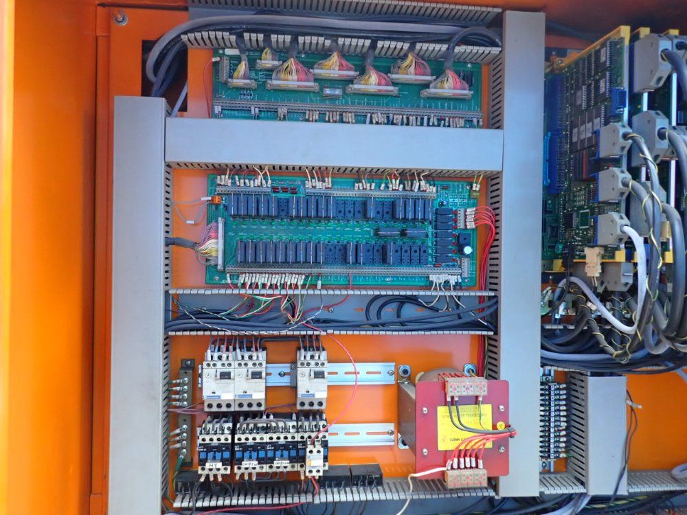 Amera-seiki 20.8" Swing Over Bed, 47.2" Centers, 20-2000rpm Cnc Turret Lathe - Tc-5xl