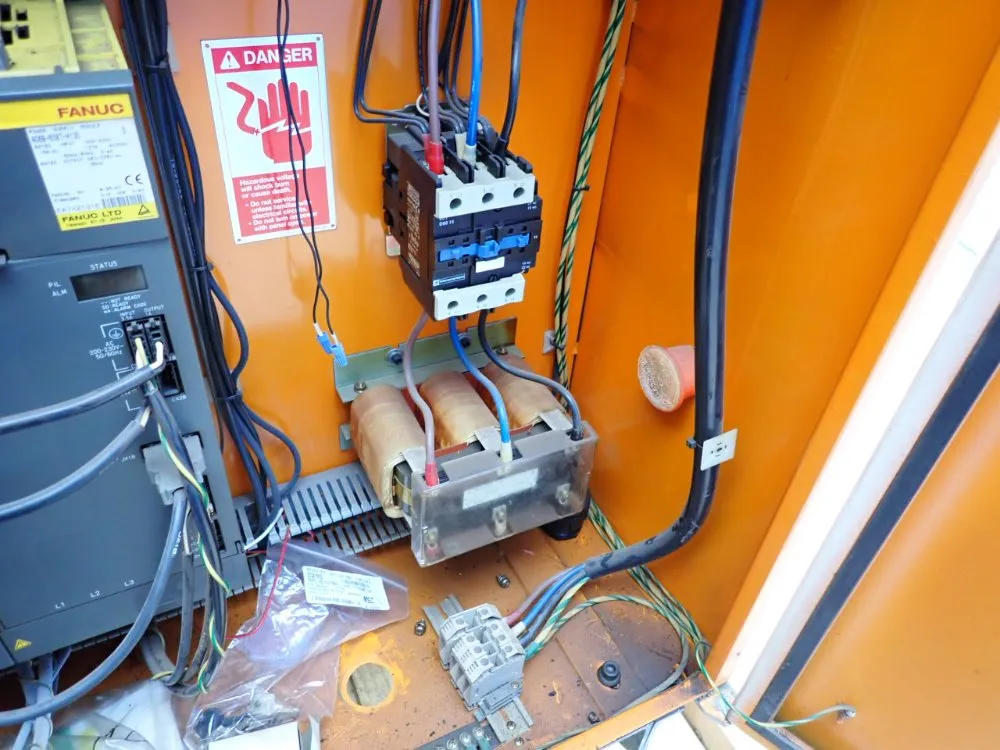 Amera-seiki 20.8" Swing Over Bed, 47.2" Centers, 20-2000rpm Cnc Turret Lathe - Tc-5xl