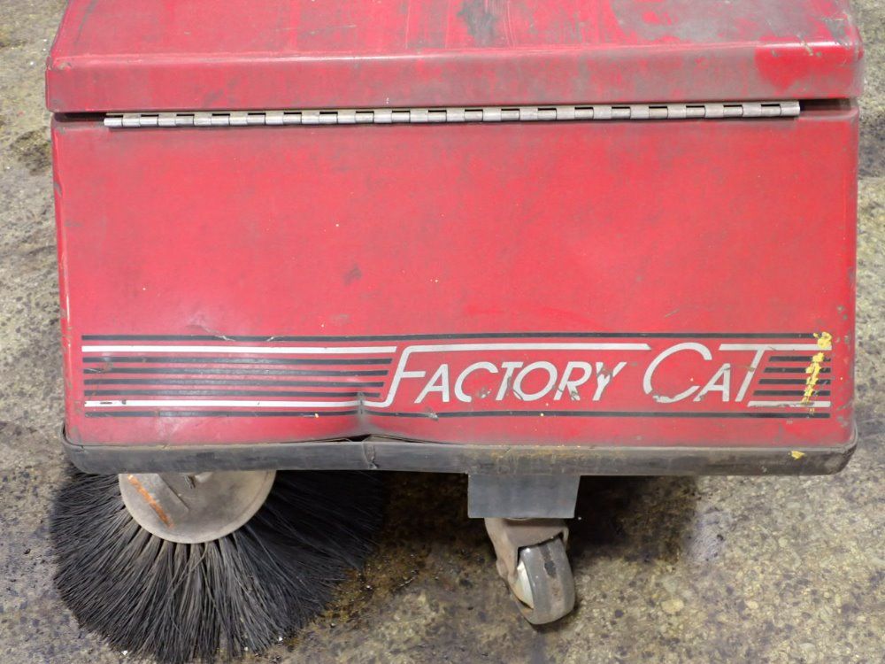 Factory Cat Floor Sweper - 34