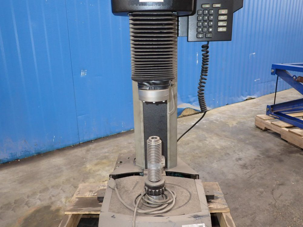 Wilson Rockwell 250lbs Hardess Tester - B2000