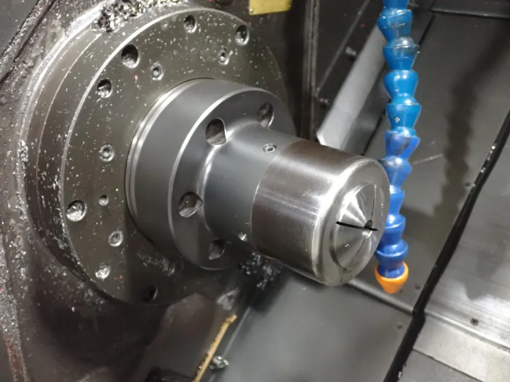 Yang Iron Works Co. 6 Jaw/16" Chuck Yam Cnc Lathe - Ck-1a