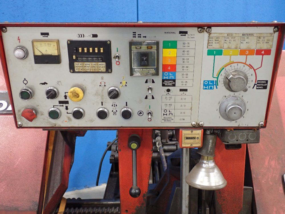 Amada 23"x16 1/2" Horizontal Band Saw - Ha-400