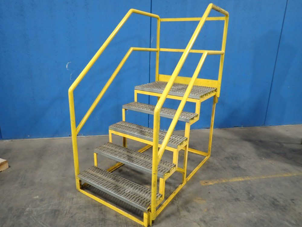 36"x24" Platform Metal Staircase W/platform