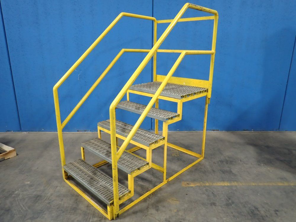 36"x24" Platform Metal Staircase W/platform