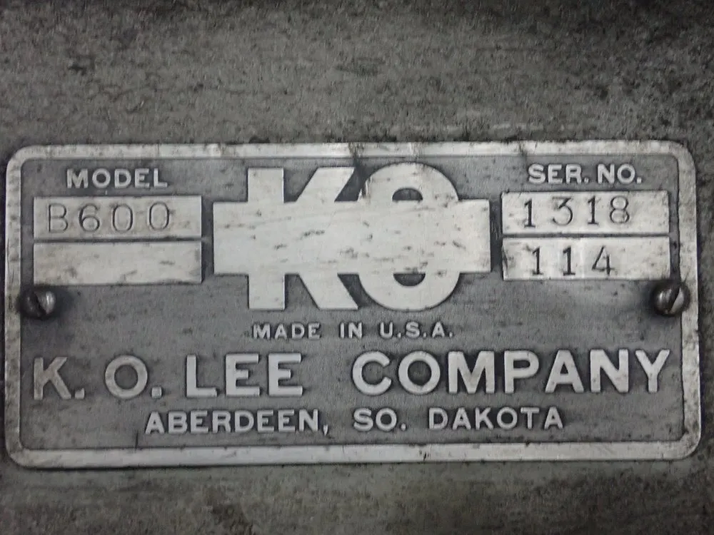 K.o. Lee Co. 1/2 Hp Universal Tool & Cutter Grinder - B600