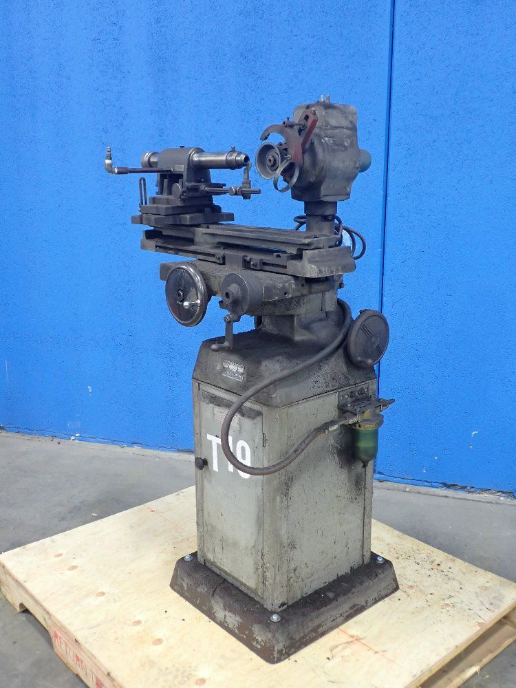 K.o. Lee Co. 1/2 Hp Universal Tool & Cutter Grinder - B600