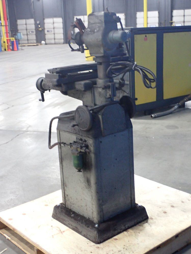 K.o. Lee Co. 1/2 Hp Universal Tool & Cutter Grinder - B600