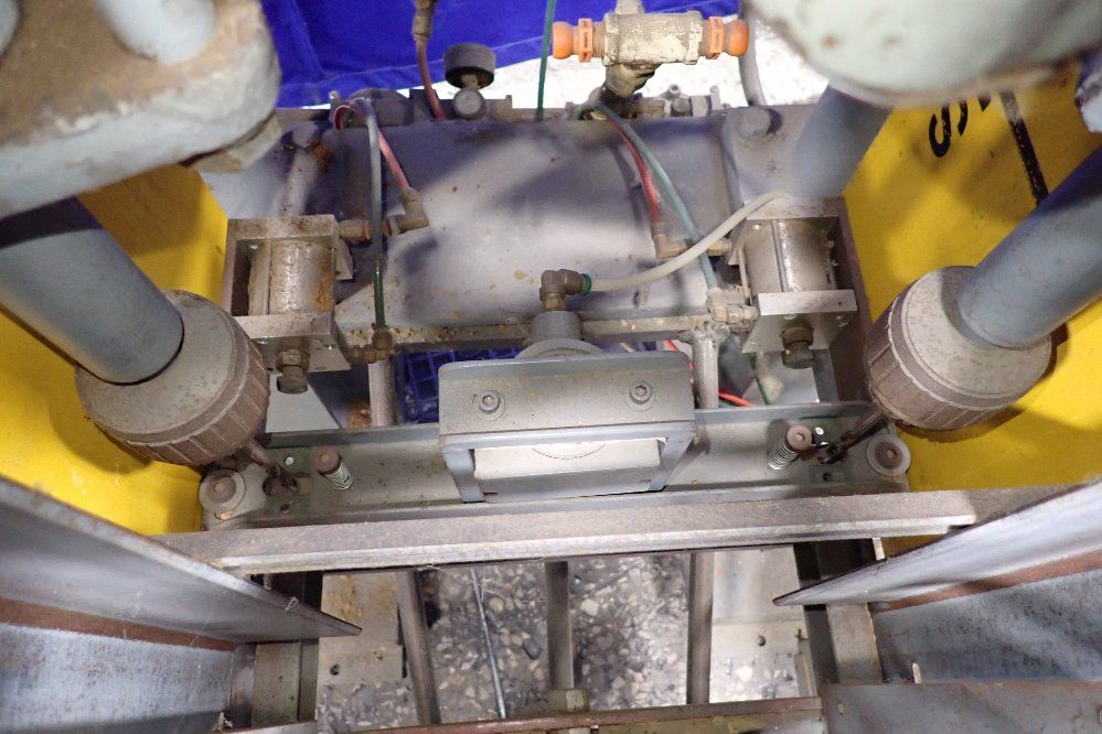 Walker-turner 7 1/2" Throat Drill Press - 1113-26