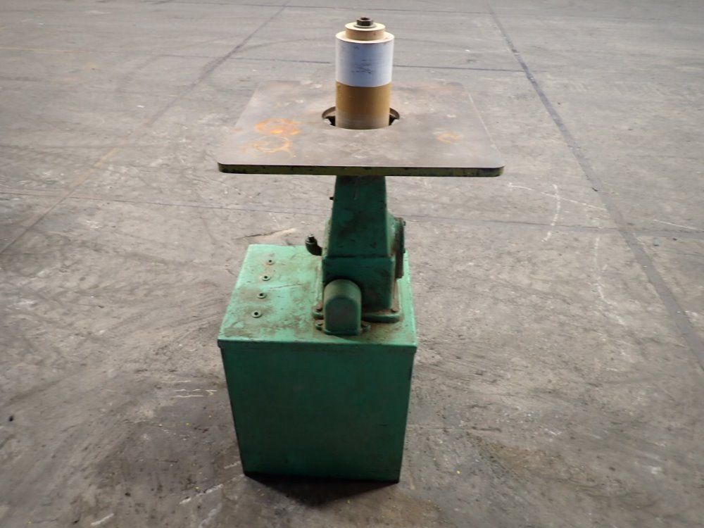 Boice Crane 9" Oscillating Spindle Sander - 2025