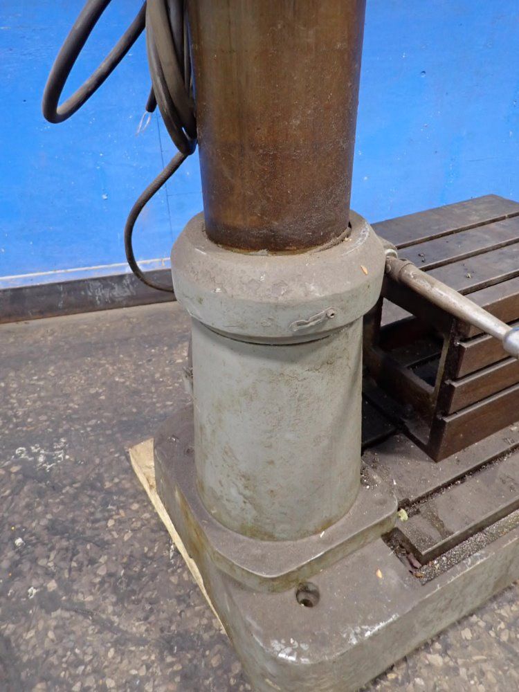 Tai Piin Radial Arm Drill