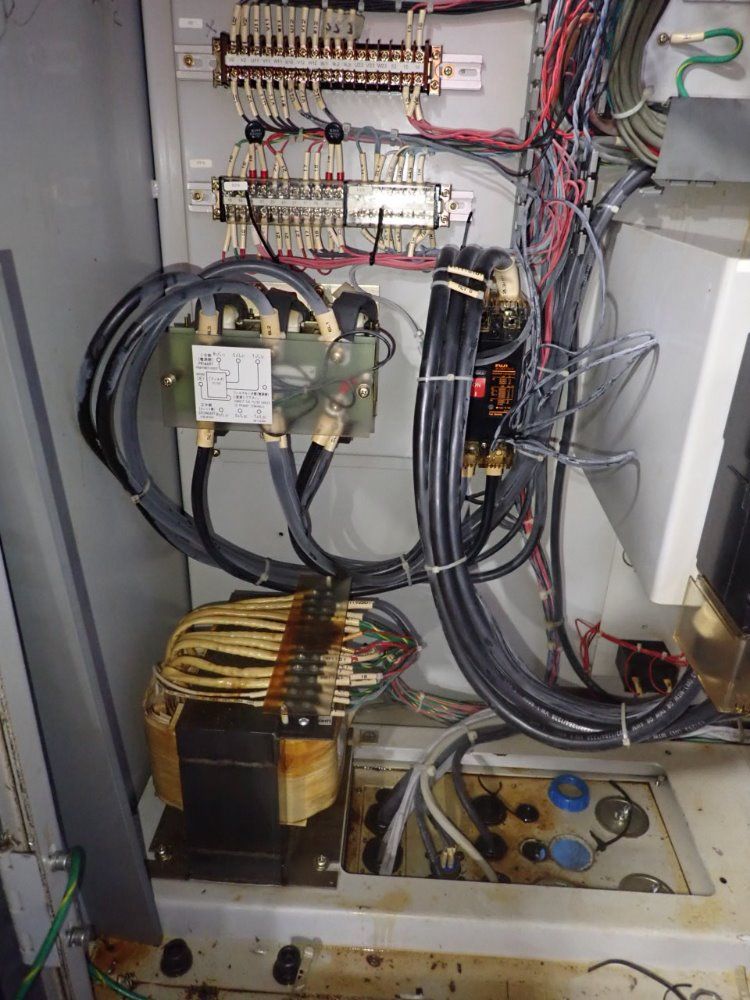 Mazak Cnc Vertical Machining Center - Vtc-16b