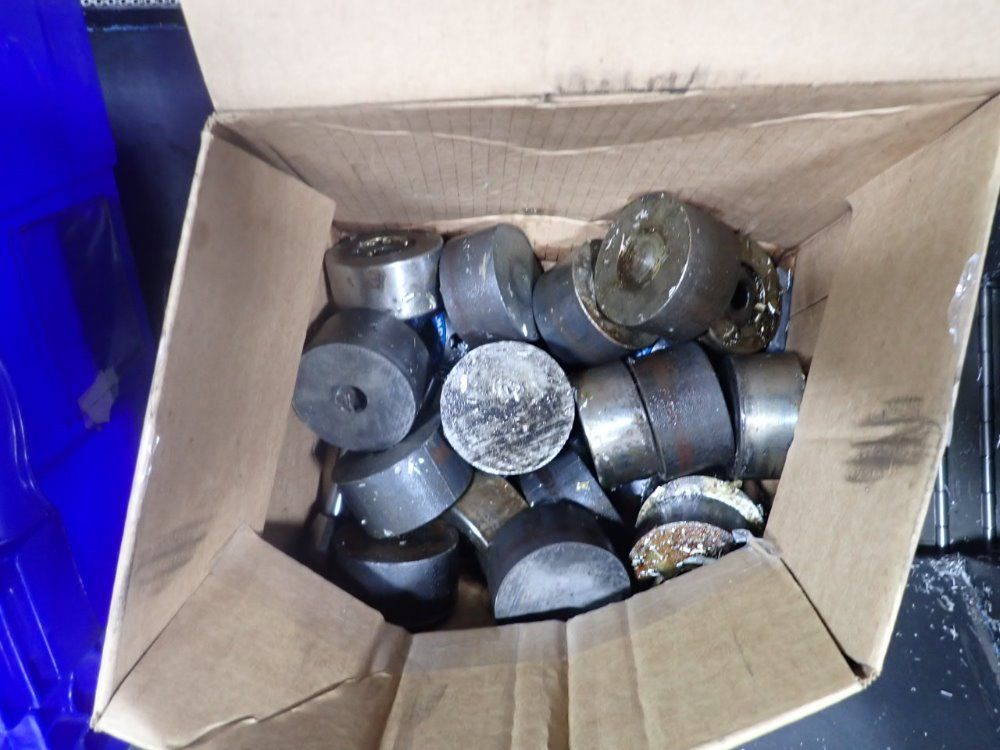 Mazak Cnc Vertical Machining Center - Vtc-16b