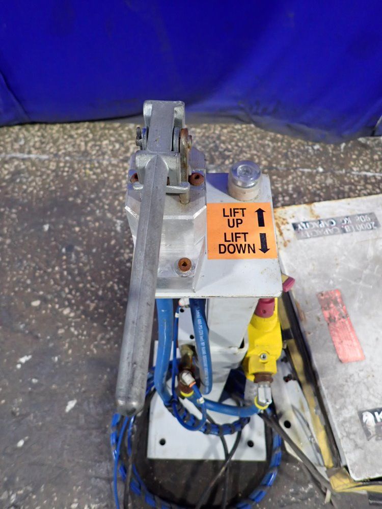 Knight 2000 Lbs Lift Table