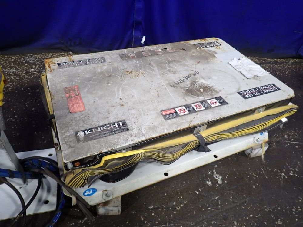 Knight 2000 Lbs Lift Table