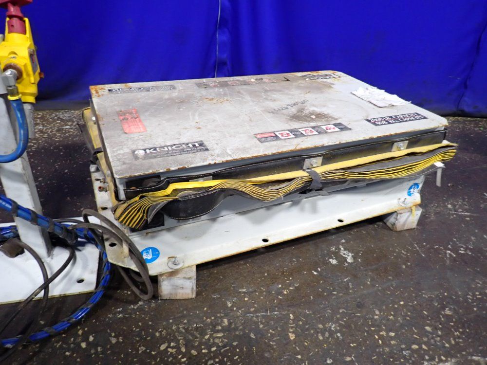 Knight 2000 Lbs Lift Table