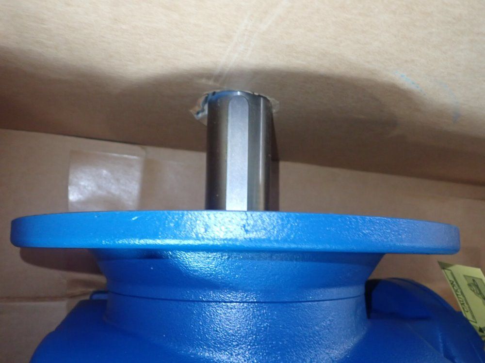 Sew-eurodrive 1 1/2 Hp Gear Drive - Sf37dre90m4be2hr