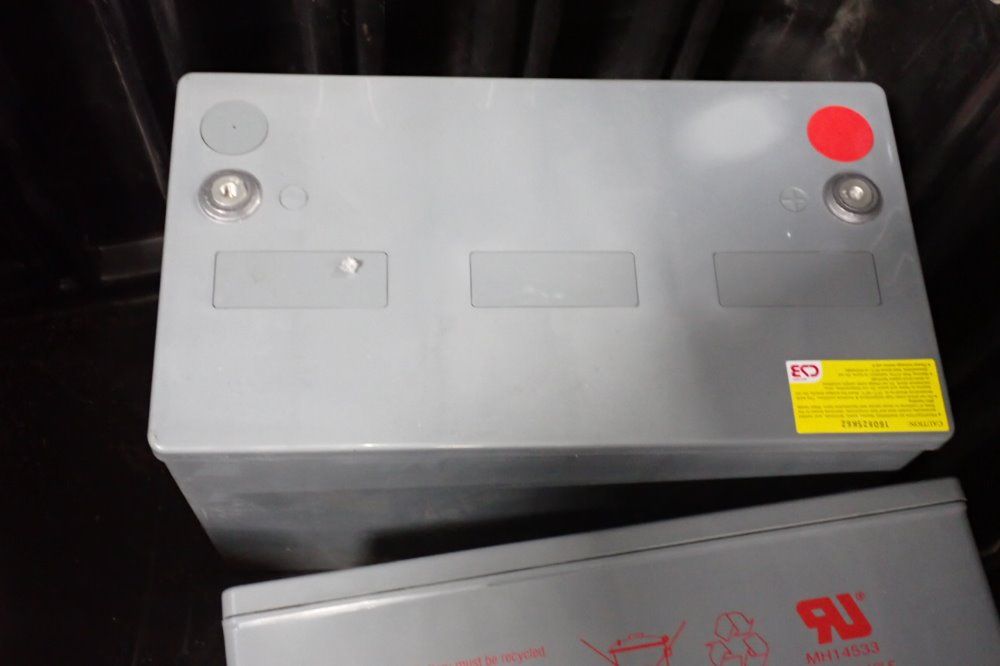 Csb 12v/33a Batteries - Hrl12330wfrhrl12330wfr