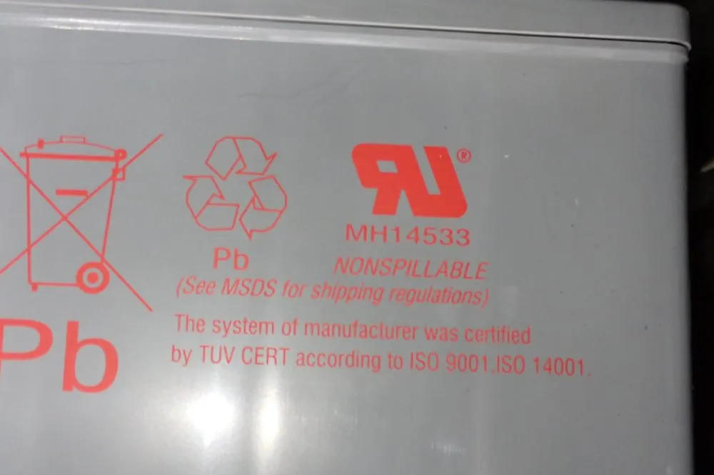 Csb 12v/33a Batteries - Hrl12330wfr