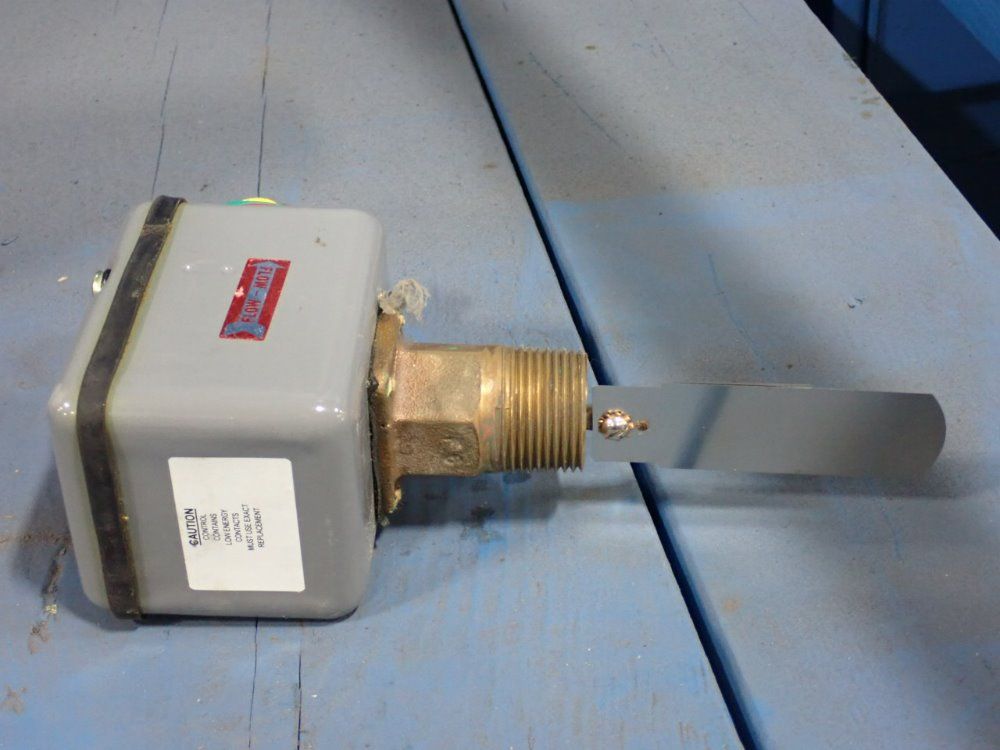 Johnson Controls Flow Switch - F61mg-1c