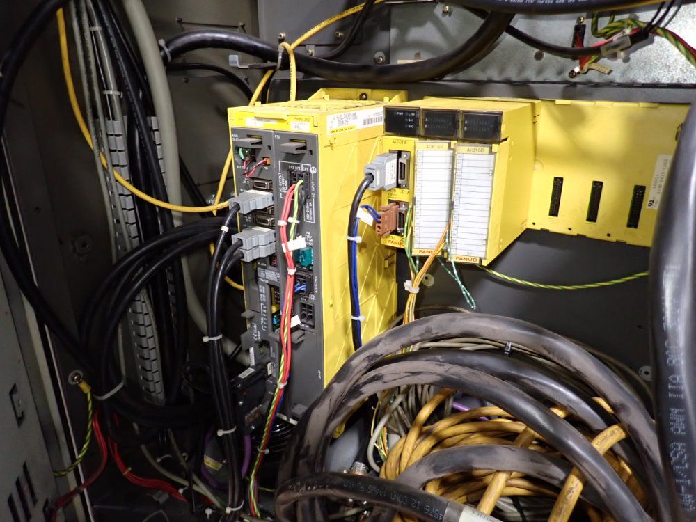 Fanuc Robot Control Cabinet - A05b-2466-b150