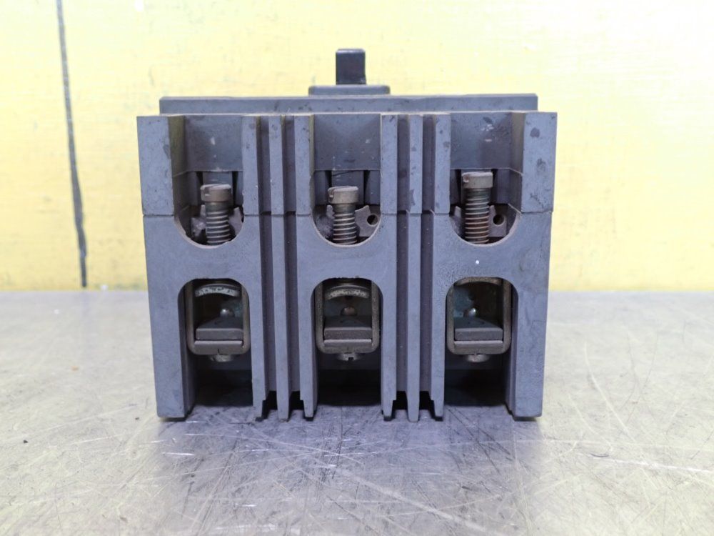 Westinghouse 4992d46g37 Circuit Breaker - 4992d46g37