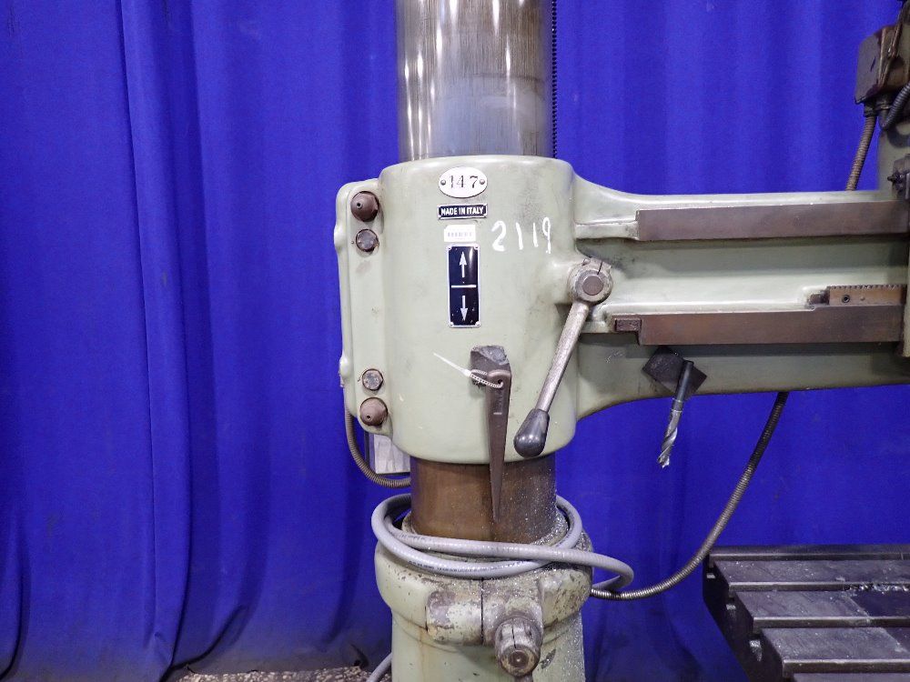 Hercules Radial Arm Drill